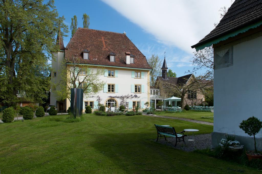 Schloss Ueberstorf - Tafeln, Tagen, Traeumen Exteriér fotografie
